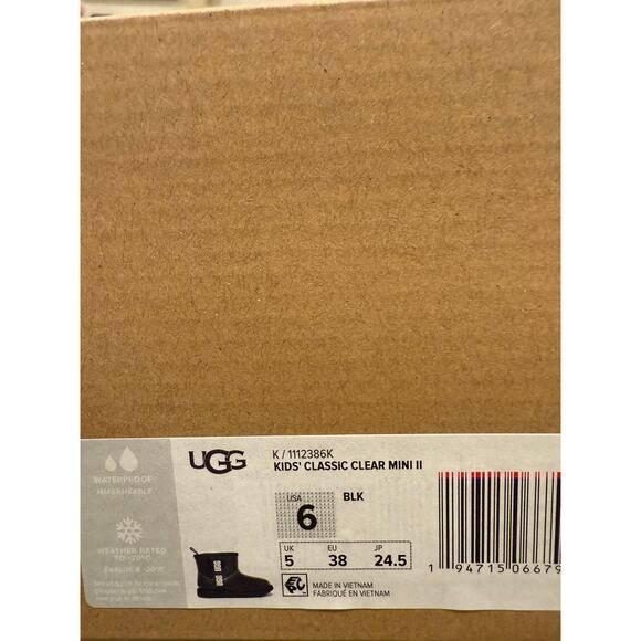 NEW UGG Classic Clear Mini II Boots Black Big Kid Size 6Y – 1112386K - Picture 7 of 7